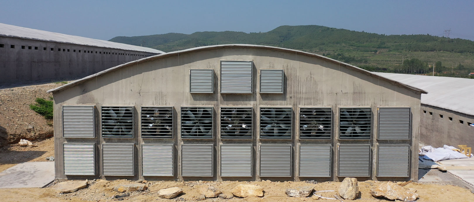 Projet d'&eacute;levage de canards en cage du Shandong